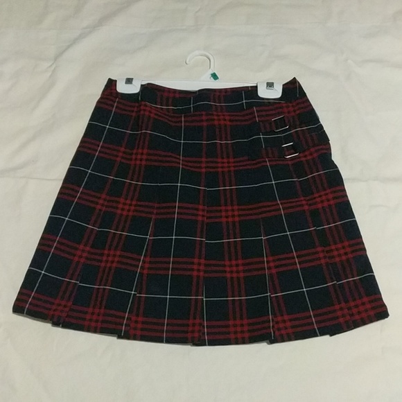 French Toast NWOT Plaid Skirt School Uniform ! 16 - Picture 2 of 7